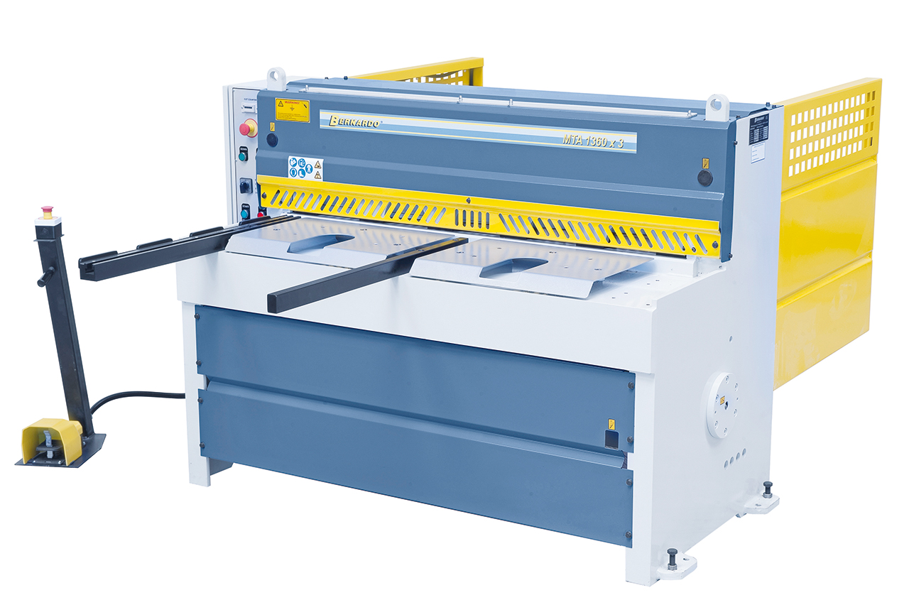 06-1945xl_1.jpg Bernardo MTA 1560 x 3 -1