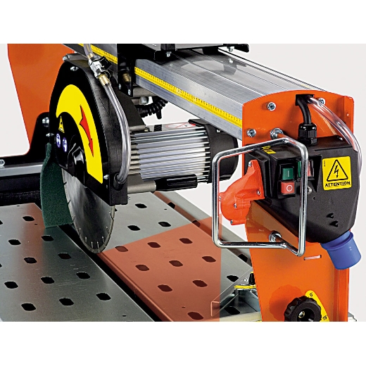 Elmag Laserschnittanzeige -1 Elmag Laserschnittanzeige -1