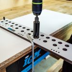 FKP900 Reihenbohrlochsystem 900 mm + GRATIS 100 St. Runddübeln 8x35 -6